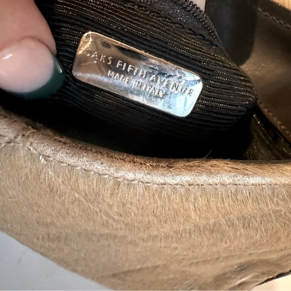 Saks Fifth Avenue Fur and leather Handbag - Picture 4 of 7